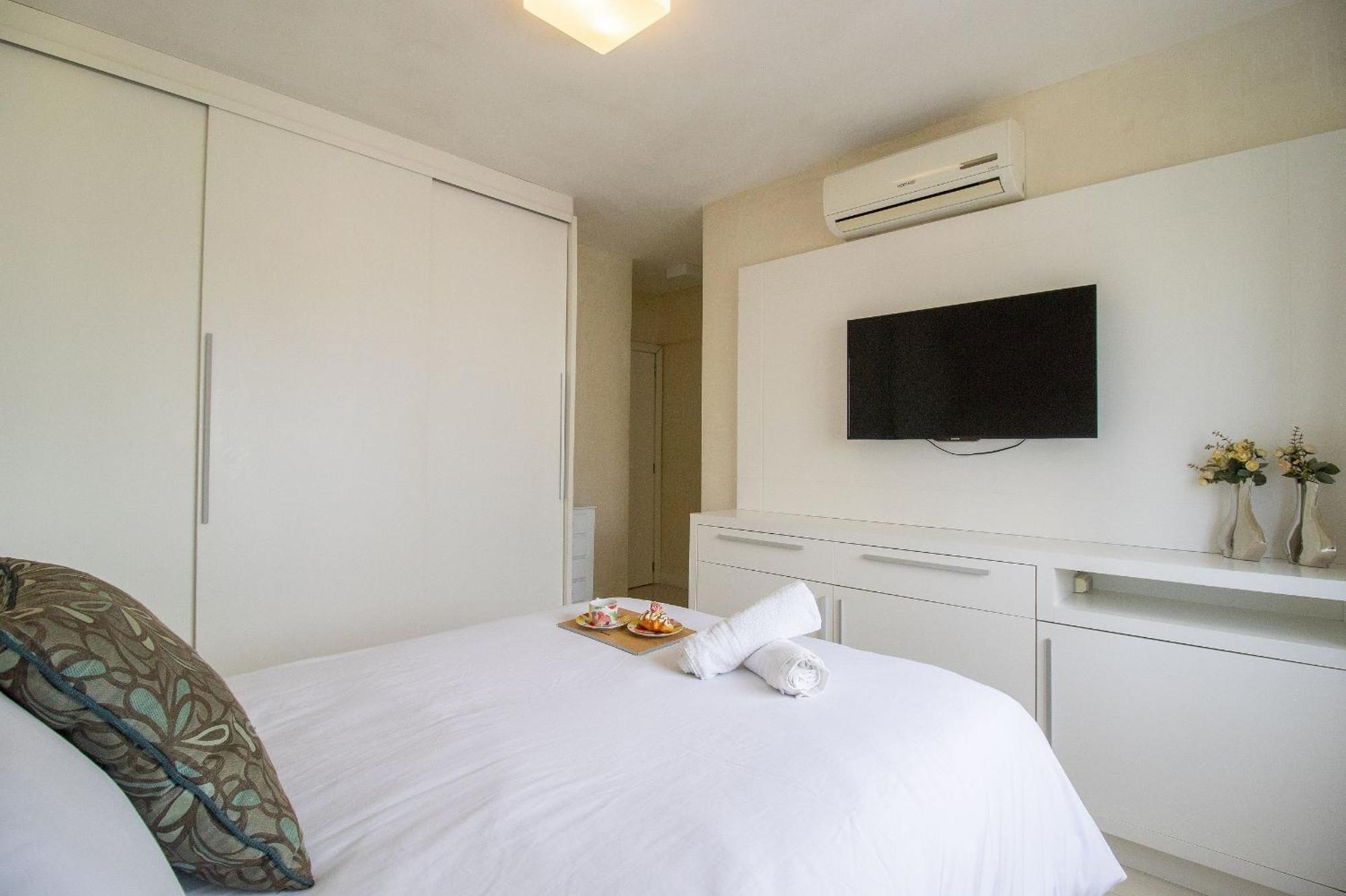 Apartamento Bk81 - 3 Dorm, Linda Mobília, Climatizado, 2 Garagens, Wi-fi Balneário Camboriú